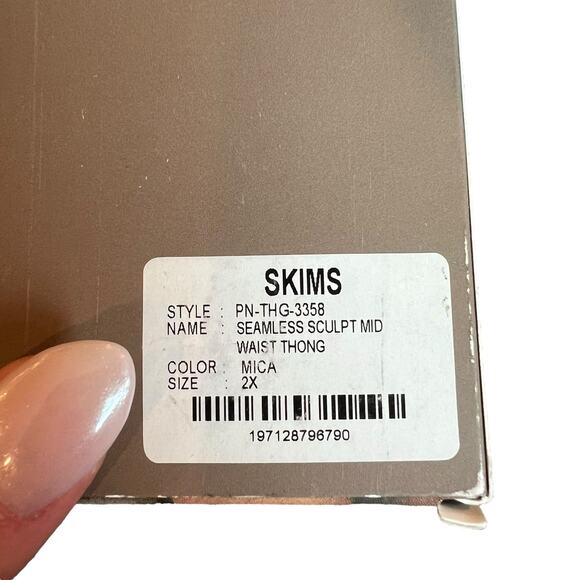 SKIMS Seamless Sculpt High Waist Thong Mica Tan Cream Compression Shaping 2X NEW - Picture 6 of 7